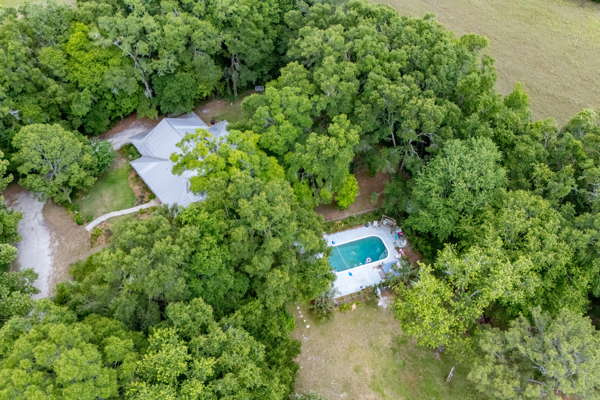 PRIME LOCATION!! COMMERCIAL OPPORTUNITY. 16.88 Acres