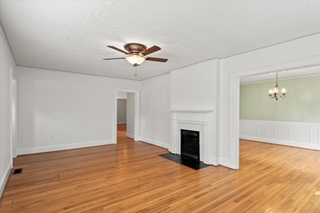 Historic Charm. Modern Upgrades. Prime Location. Cheraw, SC - image 10