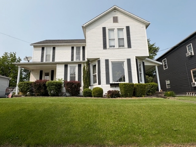 Woodsfield OH 4 bedroom/2 bath Victorian Home - image 1