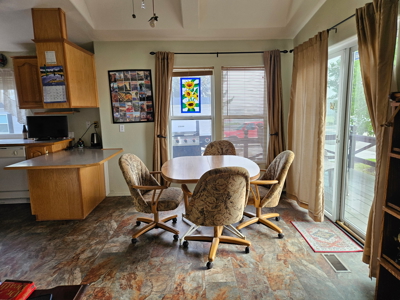 Quaint spacious town home in Great Falls Montana - image 9