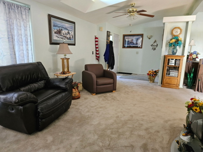 Quaint spacious town home in Great Falls Montana - image 18