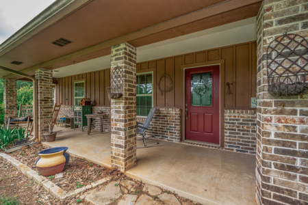 Country Home For Sale in Winona, Texas - image 7