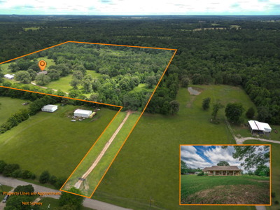 Country Home For Sale in Winona, Texas - image 2