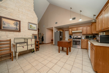 Country Home For Sale in Winona, Texas - image 19