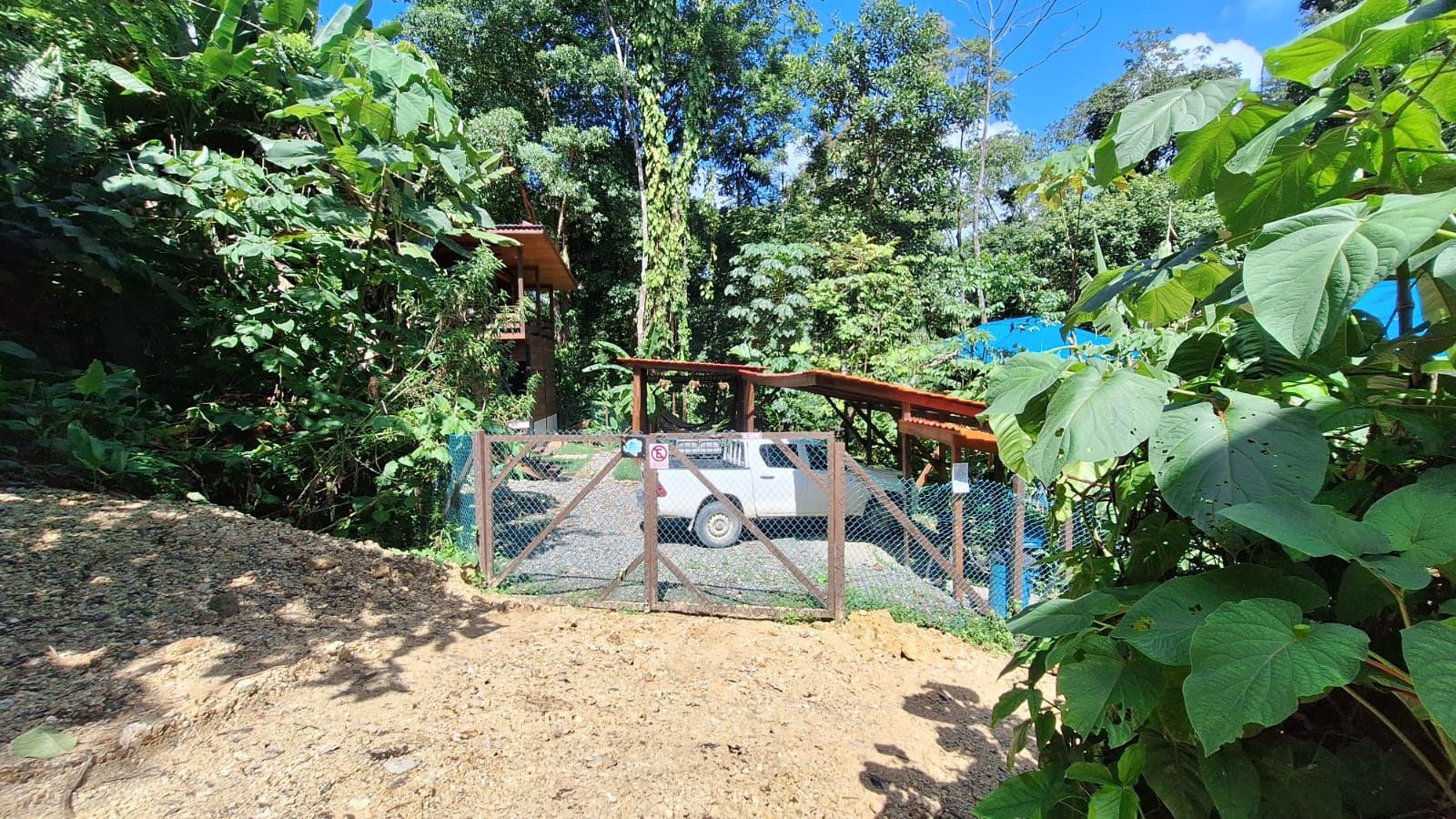 Turnkey Titled Cabin, New 2024 Build — Near Bluff Beach, Isla Colón - 39