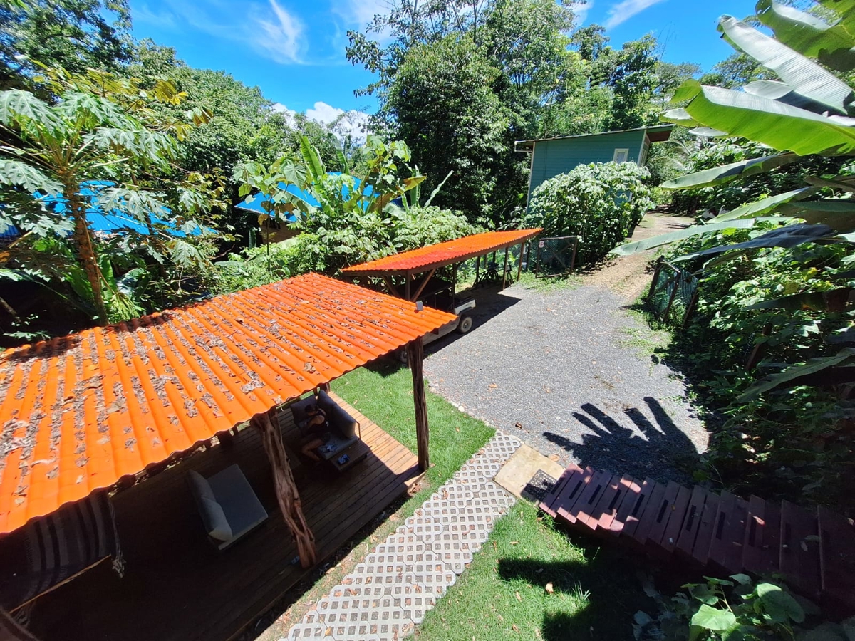 Turnkey Titled Cabin, New 2024 Build — Near Bluff Beach, Isla Colón - 31