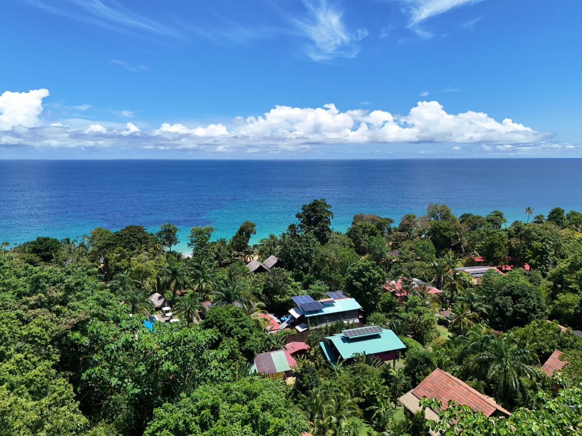 Turnkey Titled Cabin, New 2024 Build — Near Bluff Beach, Isla Colón - 8