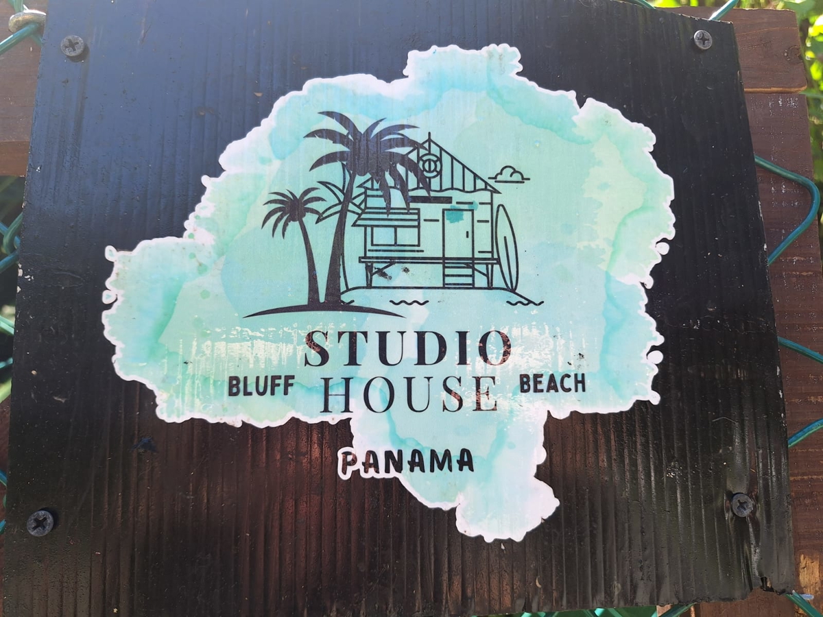 Turnkey Titled Cabin, New 2024 Build — Near Bluff Beach, Isla Colón - 26