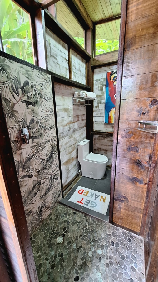Turnkey Titled Cabin, New 2024 Build — Near Bluff Beach, Isla Colón - 20