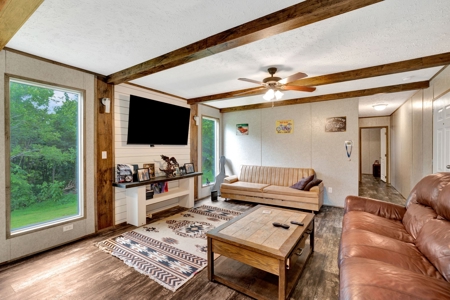 Country Home for Sale in Wayne County, Tennessee - image 10