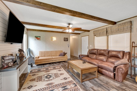 Country Home for Sale in Wayne County, Tennessee - image 9