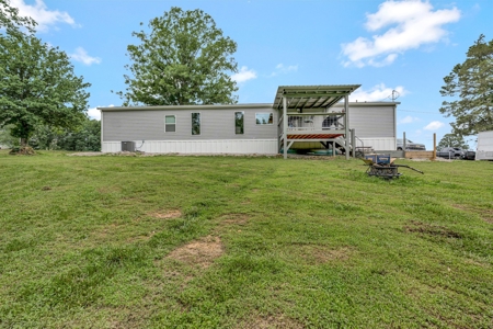 Country Home for Sale in Wayne County, Tennessee - image 25