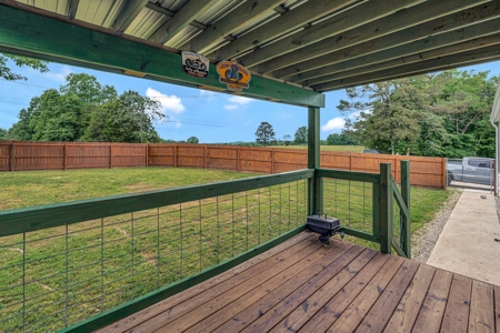 Country Home for Sale in Wayne County, Tennessee - image 7