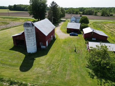 Farm house in Delaware County BGWS - image 25