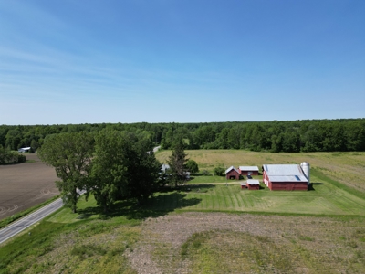 Farm house in Delaware County BGWS - image 16