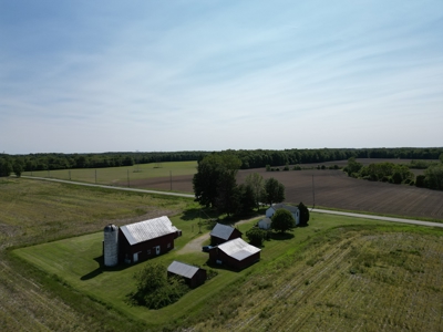 Farm house in Delaware County BGWS - image 11