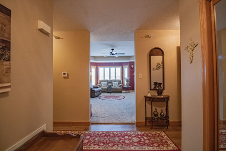 Golf Course Condo for Sale in Anamosa, IA - image 1