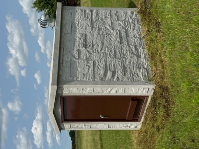 9.41 Acres - 2 bdr, 1 bath Barndominium with Barn & Horse Stalls - image 18