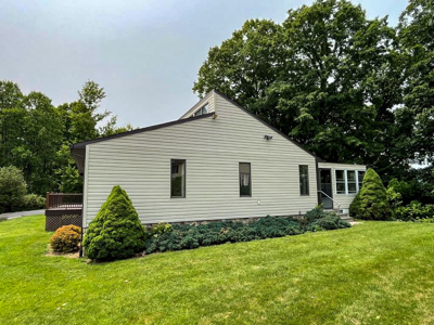 Home For Sale In Wytheville Overlooking Golf Club - image 7