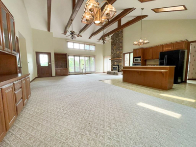 Home For Sale In Wytheville Overlooking Golf Club - image 18