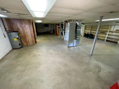 Home For Sale In Wytheville Overlooking Golf Club - image 30