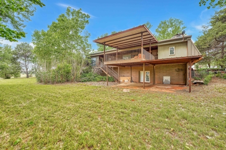 Mid-Century Modern Home & Acreage for Sale, Weatherford, OK - image 46