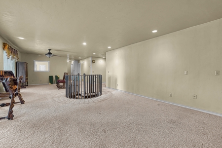 Mid-Century Modern Home & Acreage for Sale, Weatherford, OK - image 27