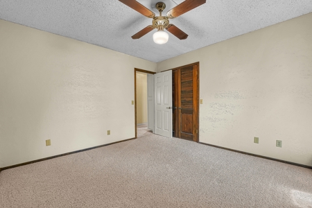 Mid-Century Modern Home & Acreage for Sale, Weatherford, OK - image 23