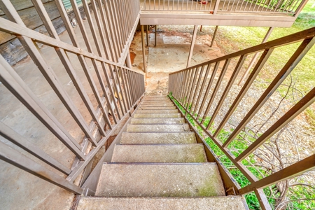 Mid-Century Modern Home & Acreage for Sale, Weatherford, OK - image 43