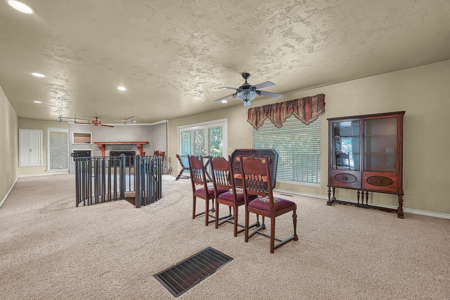 Mid-Century Modern Home & Acreage for Sale, Weatherford, OK - image 28