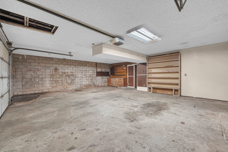 Mid-Century Modern Home & Acreage for Sale, Weatherford, OK - image 39