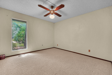 Mid-Century Modern Home & Acreage for Sale, Weatherford, OK - image 22