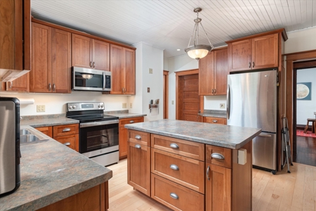 Country Estate in SW Wisconsin on 100 Acres W/ Trout Stream - image 1