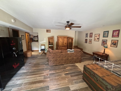 BEAUTIFUL CABIN ON 30 m/l ACRES IN EMINENCE MISSOURI - image 26