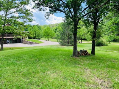 BEAUTIFUL CABIN ON 30 m/l ACRES IN EMINENCE MISSOURI - image 6