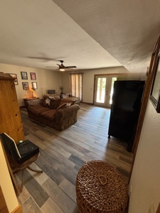 BEAUTIFUL CABIN ON 30 m/l ACRES IN EMINENCE MISSOURI - image 3