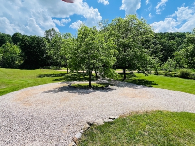 BEAUTIFUL CABIN ON 30 m/l ACRES IN EMINENCE MISSOURI - image 32