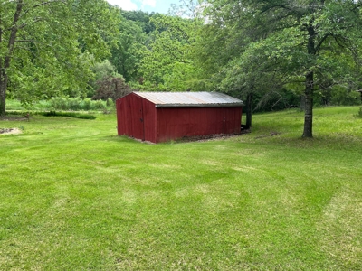 BEAUTIFUL CABIN ON 30 m/l ACRES IN EMINENCE MISSOURI - image 8