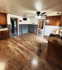 Country Home for Sale in Neosho County, Kansasz - image 24