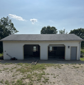 Country Home for Sale in Neosho County, Kansasz - image 4