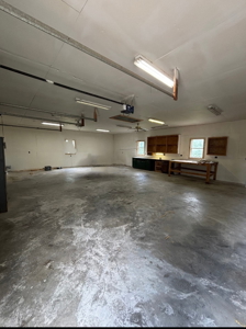Country Home for Sale in Neosho County, Kansasz - image 37