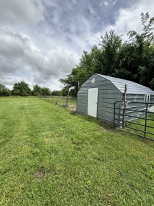 Country Home for Sale in Neosho County, Kansasz - image 40