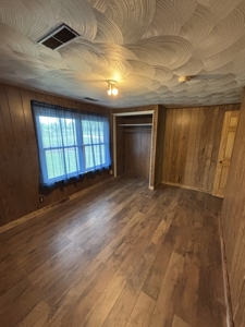 Country Home for Sale in Neosho County, Kansasz - image 33