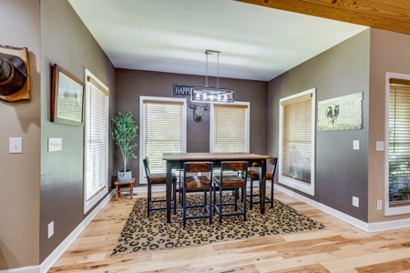 Country Home for Sale in Maury County, Tennessee - image 14