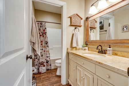 Country Home for Sale in Maury County, Tennessee - image 21