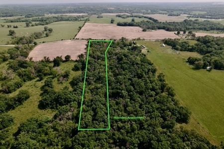 Home on 5 Acres For Sale in DeKalb County, MO - image 18