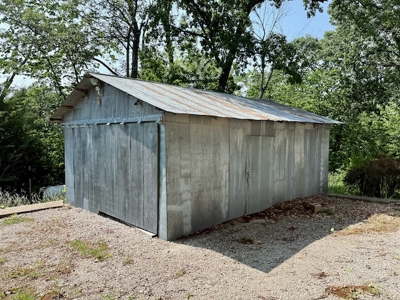 Home on 5 Acres For Sale in DeKalb County, MO - image 4