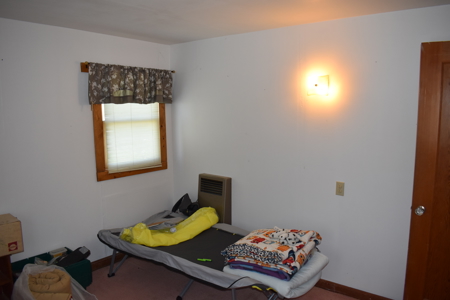 Home and large shop on 20+ acres in Montana - image 19