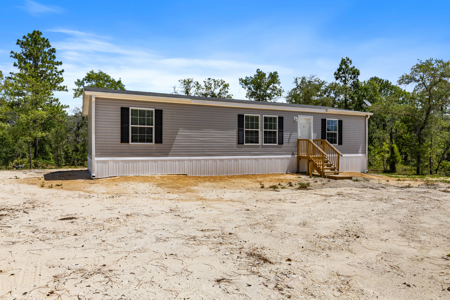 Home For Sale on 1.25 Acres in Levy County! - image 31