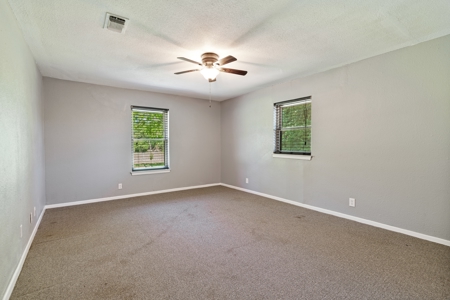 Beautiful Remodeled Home on Acreage in Clarksville TX - image 14